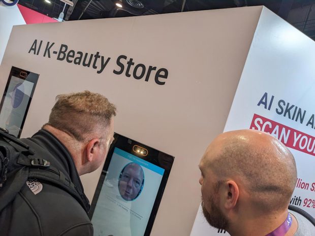 Banker using the A.I. beauty mirror at CES 2023