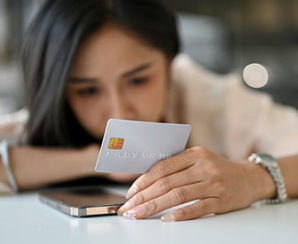 Article Image: Gen Z Credit Card Use is Outpacing Millennials’, Amid Financial Stress and Ballooning Debt